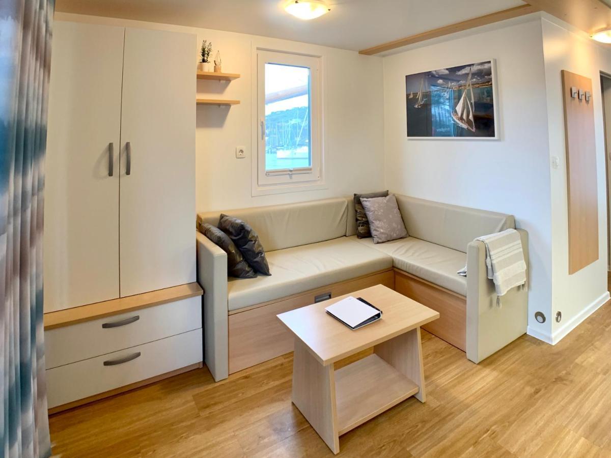 Bellavista Houseboat Apartment Portorose Екстер'єр фото