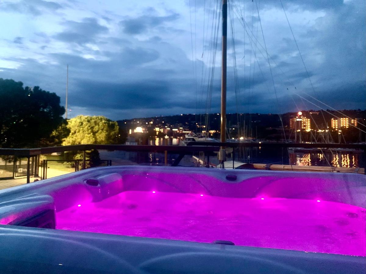 Bellavista Houseboat Apartment Portorose Екстер'єр фото